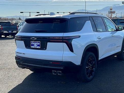 New 2026 Chevrolet Traverse LT w/ Midnight/Sport Edition image 5