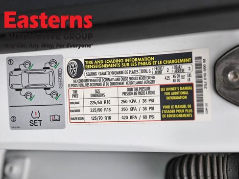 Used 2022 Volkswagen Taos SE image 33