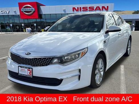 Used 2018 Kia Optima EX w/ Premium Package image 7