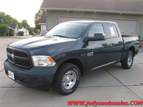Used 2017 RAM 1500 Tradesman w/ Cold Weather Group AWD/4WD image 27