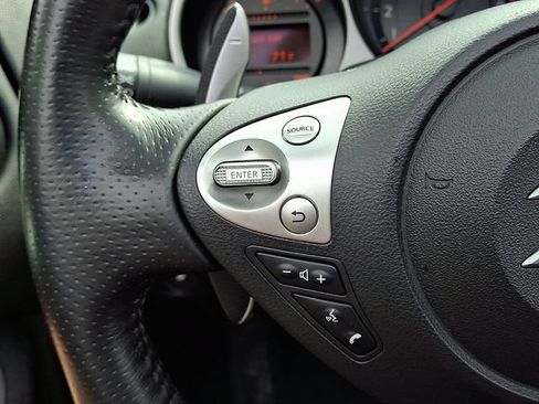 Used 2016 Nissan 370Z Touring Sport RWD image 20
