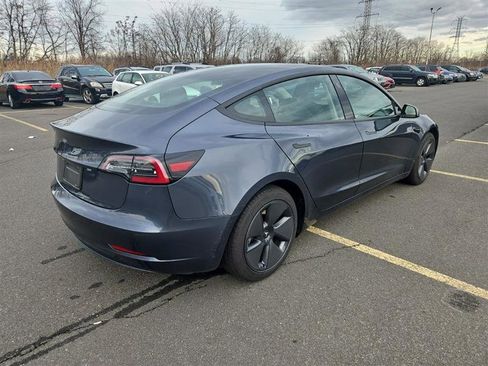 Used 2023 Tesla Model 3 Standard Range image 3
