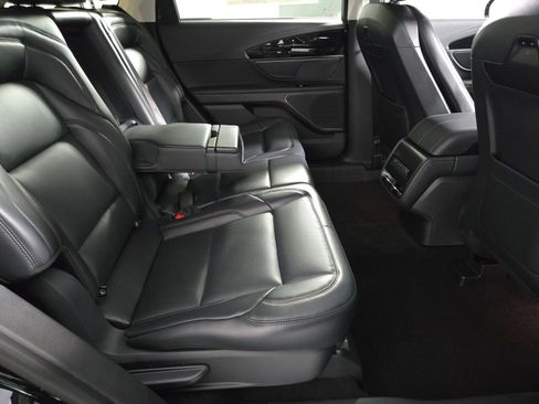 New 2026 Lincoln Nautilus Premier w/ Jet Appearance Package AWD/4WD image 17