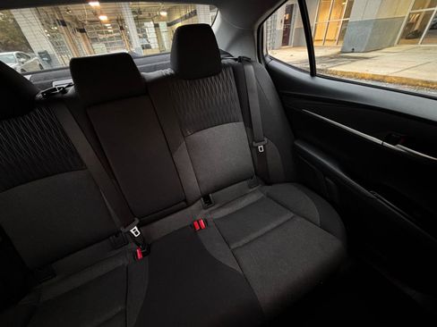 Used 2025 Toyota Camry LE image 36