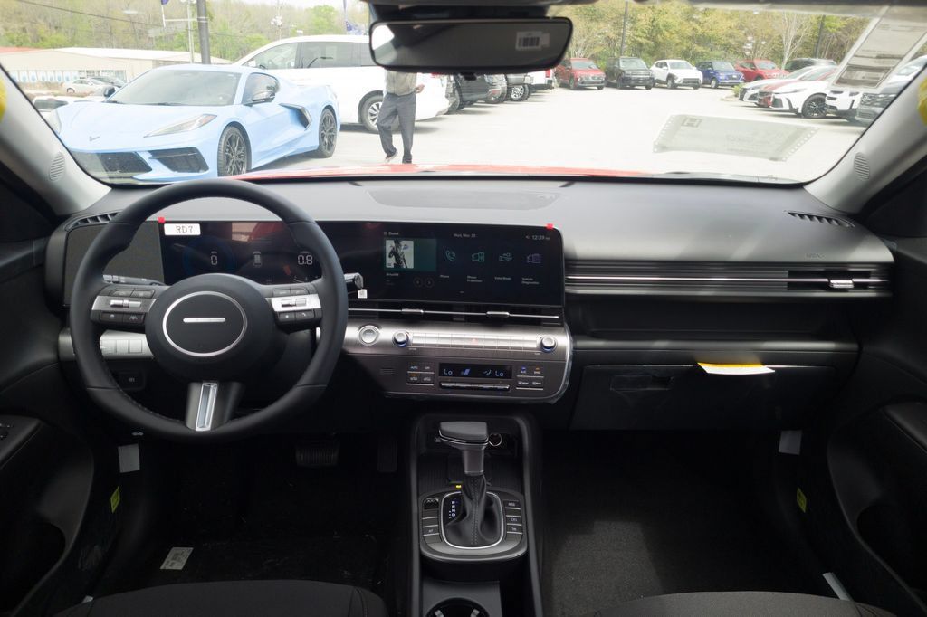 New 2027 Hyundai Kona SEL Sport FWD image 17