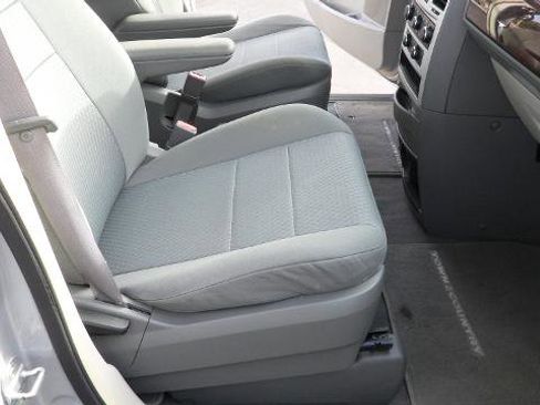 Used 2010 Chrysler Town & Country LX w/ Entertainment Group #1 FWD image 24