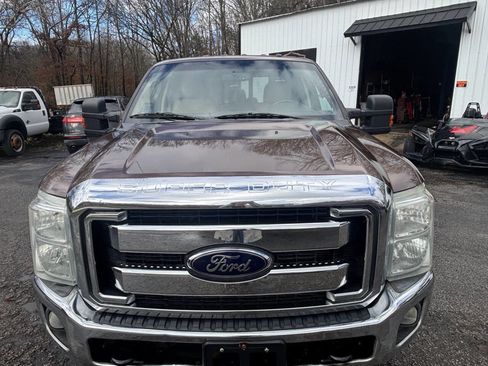 Used 2012 Ford F250 Lariat w/ Lariat Interior Pkg image 24