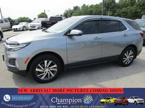 Used 2024 Chevrolet Equinox LT AWD/4WD image 1