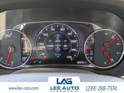 Used 2017 GMC Acadia Denali w/ Technology Package FWD image 28
