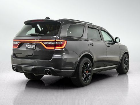 Used 2023 Dodge Durango R/T w/ Hemi Orange Plus Package AWD/4WD image 5
