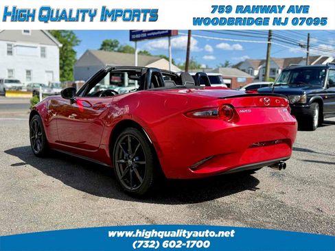 Used 2016 MAZDA MX-5 Miata Club RWD image 3