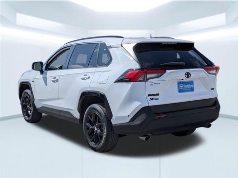 Used 2023 Toyota RAV4 XLE w/ Convenience Package image 4