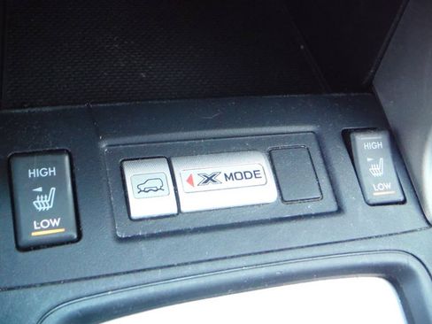 Used 2016 Subaru Forester 2.5i Limited AWD/4WD image 21