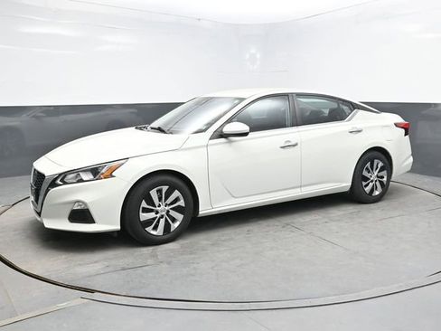 Used 2021 Nissan Altima 2.5 S FWD image 3