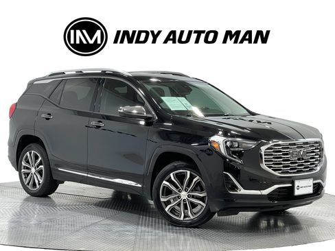 Used 2019 GMC Terrain Denali w/ GMC Pro Grade Package AWD/4WD image 2