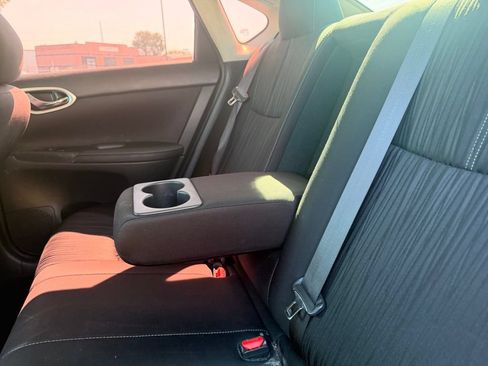 Used 2018 Nissan Sentra SV FWD image 22
