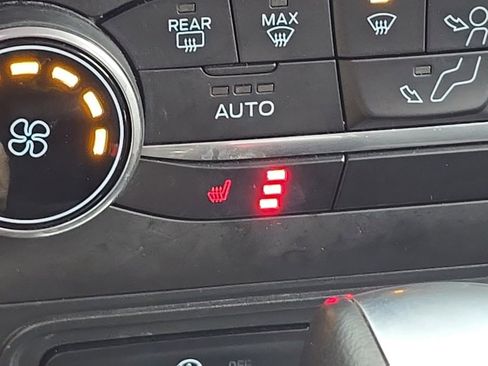 Used 2021 Ford EcoSport SE w/ SE Appearance Package image 10