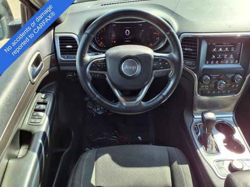 Used 2018 Jeep Grand Cherokee Laredo AWD/4WD image 14