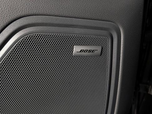 New 2026 Porsche Macan AWD/4WD image 28