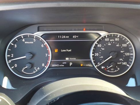 Used 2022 Nissan Rogue SV image 26