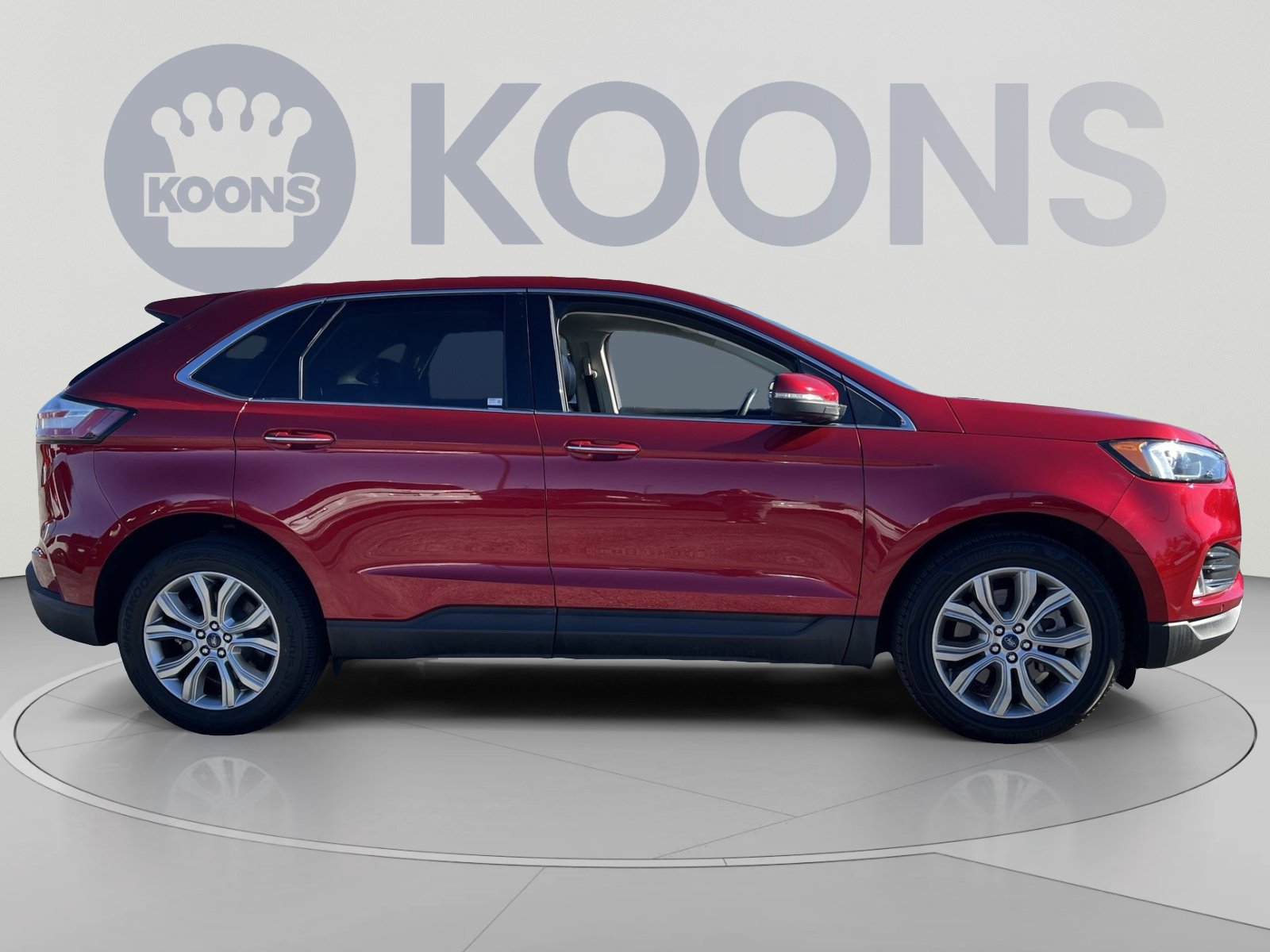 Used 2022 Ford Edge Titanium AWD/4WD image 8