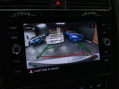 Used 2018 Volkswagen Golf SEL FWD image 20
