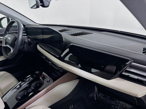 Used 2025 Audi A5 2.0T Premium w/ Convenience Package image 26