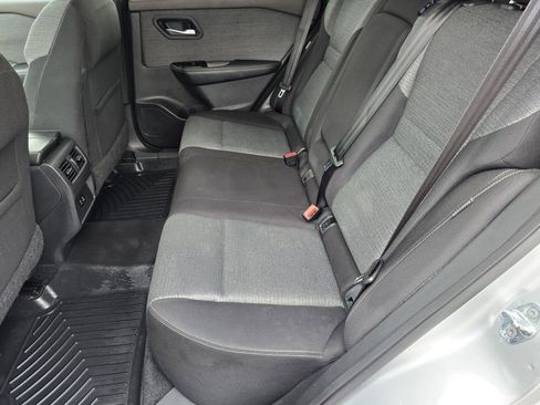 Used 2022 Nissan Rogue SV AWD/4WD image 27