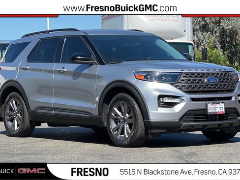 Used 2022 Ford Explorer XLT w/ Equipment Group 202A RWD image 1