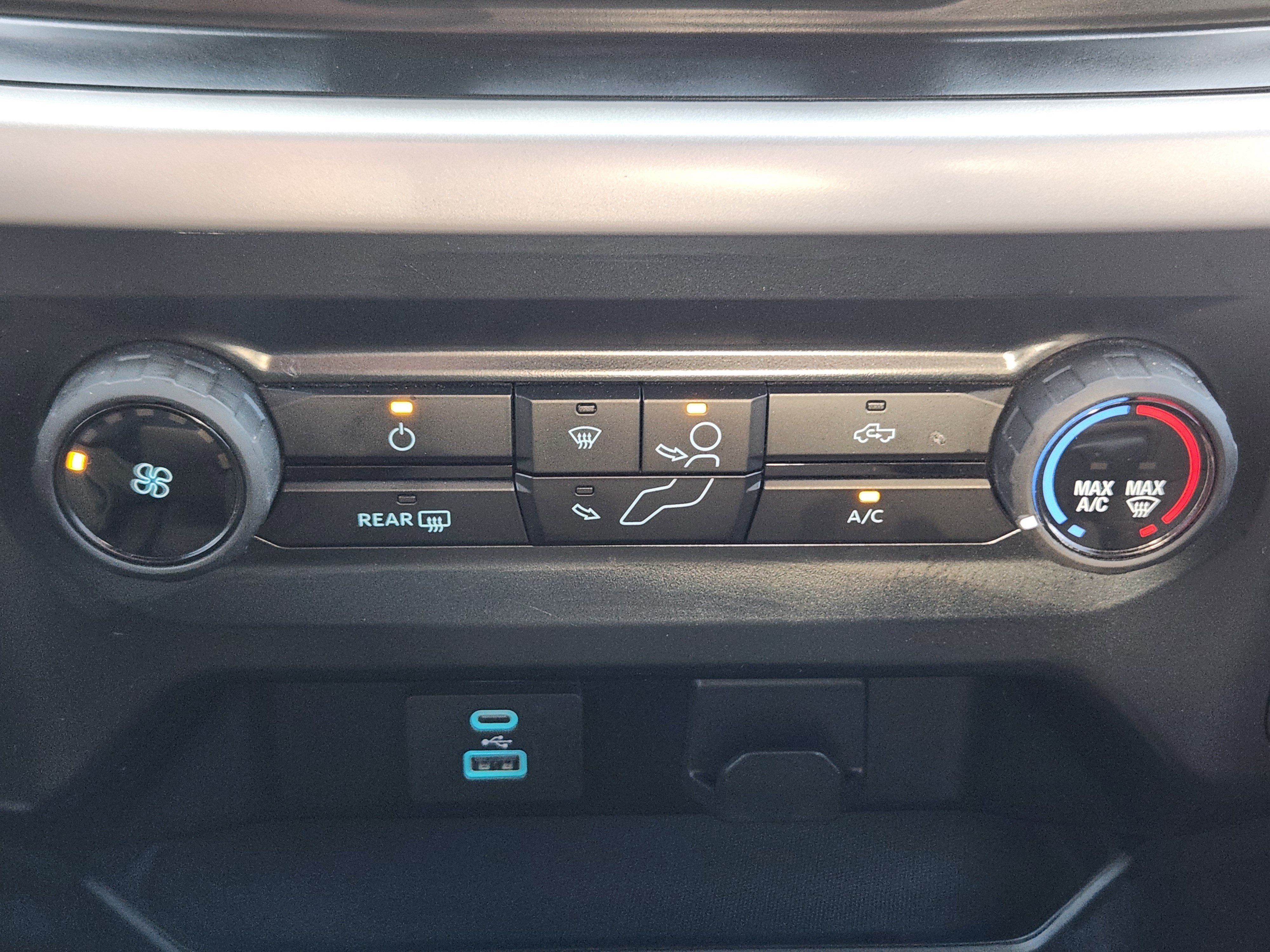 Used 2023 Ford F150 XLT AWD/4WD image 15