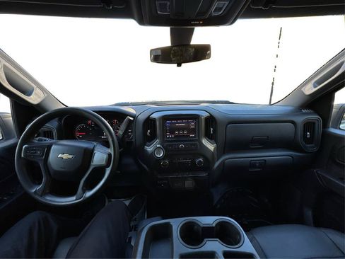 Used 2021 Chevrolet Silverado 2500 W/T w/ WT Convenience Package AWD/4WD image 19