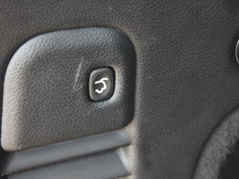 Used 2021 Jeep Grand Cherokee Limited AWD/4WD image 27