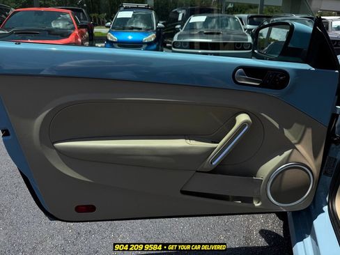Used 2014 Volkswagen Beetle 1.8T FWD image 20