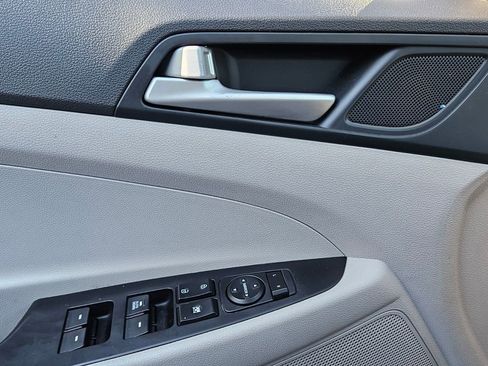 Used 2021 Hyundai Tucson SE image 22