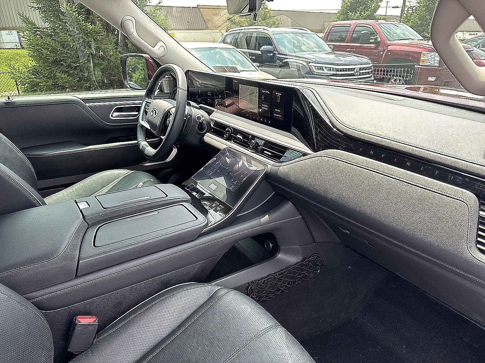 Certified 2025 INFINITI QX80 Sensory w/ Exterior Package AWD/4WD image 20