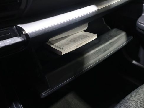 Used 2023 Toyota Prius LE image 31