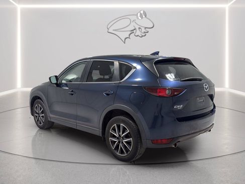 Used 2018 MAZDA CX-5 Touring w/ Preferred Equipment Package AWD/4WD image 3