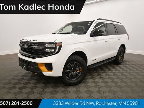 Used 2025 Ford Expedition Tremor AWD/4WD image 1