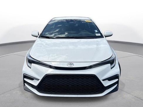 Used 2024 Toyota Corolla SE FWD image 3