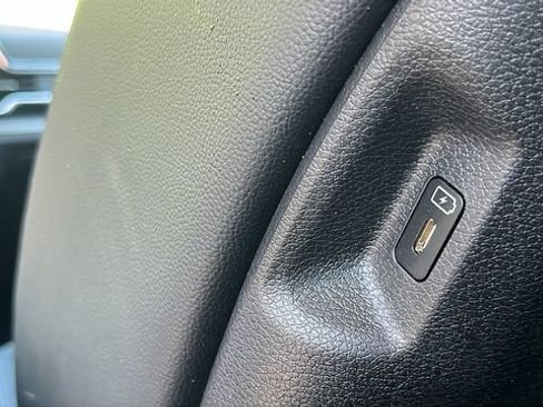 Used 2025 Kia Sportage SX AWD/4WD image 21