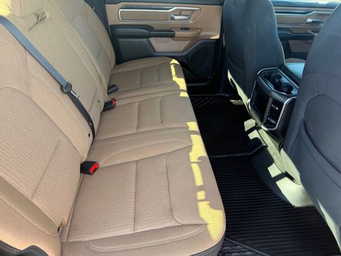 Used 2021 RAM 1500 Big Horn image 15