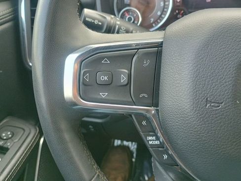 Used 2025 RAM 1500 Laramie AWD/4WD image 29