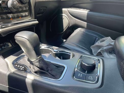 Used 2018 Jeep Grand Cherokee High Altitude AWD/4WD image 25