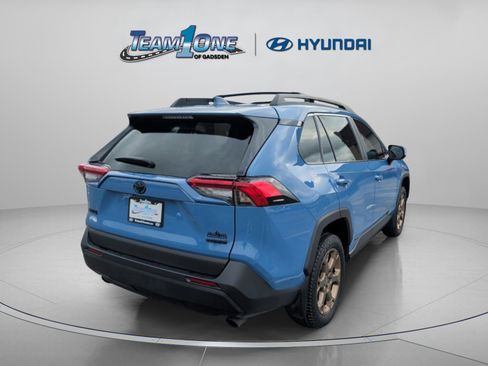 Used 2023 Toyota RAV4 AWD Hybrid image 9