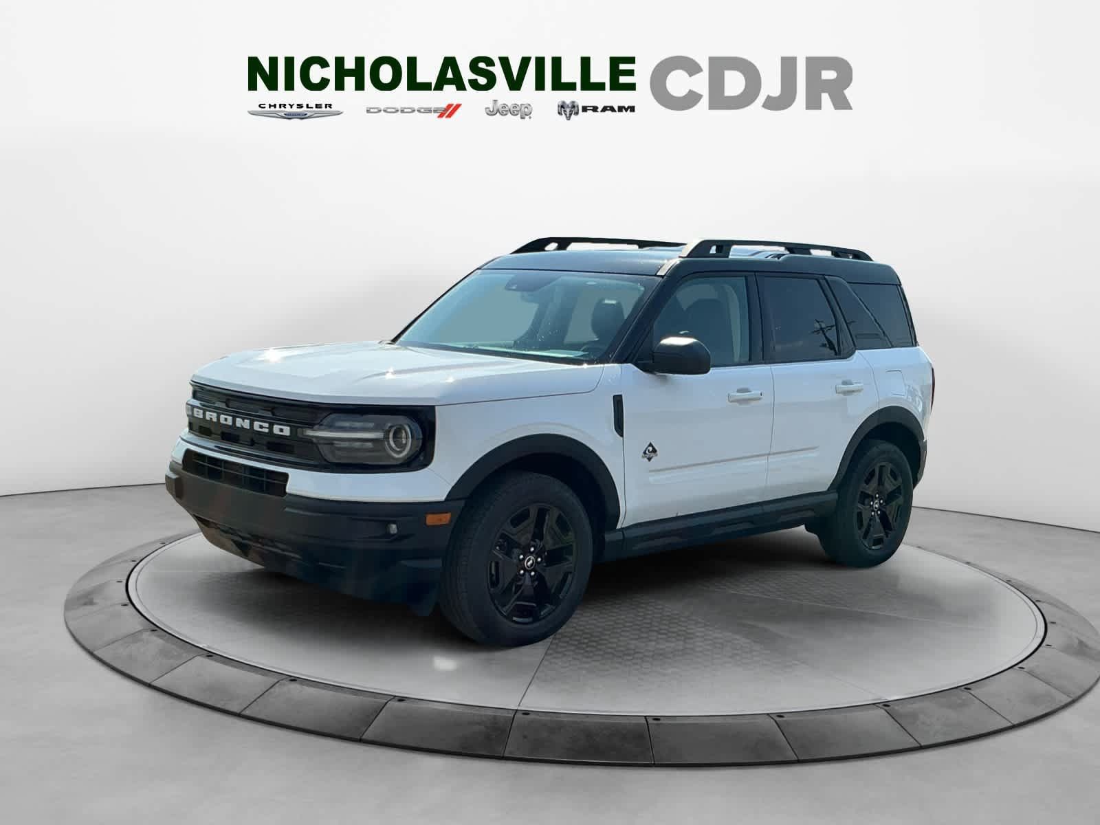 Used 2022 Ford Bronco Sport Outer Banks AWD/4WD image 1