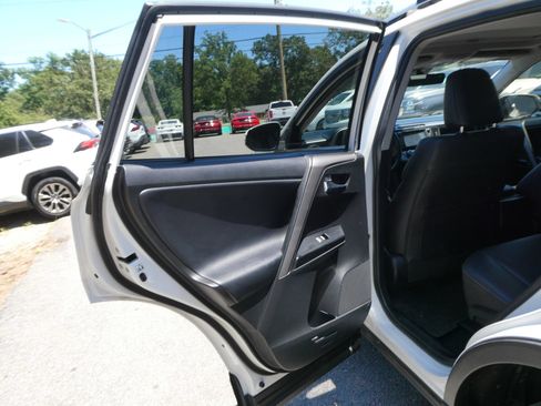 Used 2018 Toyota RAV4 Limited w/ All Weather Liner Package AWD/4WD image 30