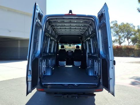 New 2026 Mercedes-Benz Sprinter 2500 image 21