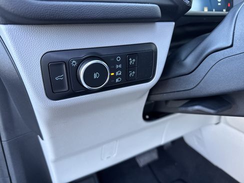 Used 2024 Ford Escape Platinum w/ Premium Technology Package image 31