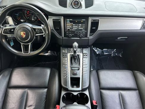 Used 2015 Porsche Macan Turbo AWD/4WD image 27