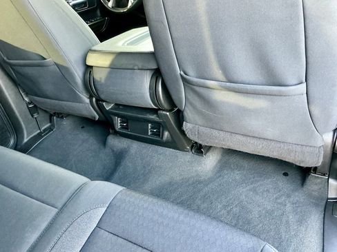 Used 2021 Chevrolet Silverado 2500 LT w/ Z71 Off-Road Package image 26